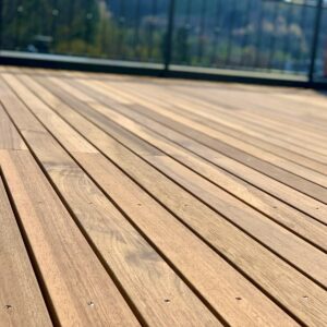 Terrassendeck Glatt Stauseeholz